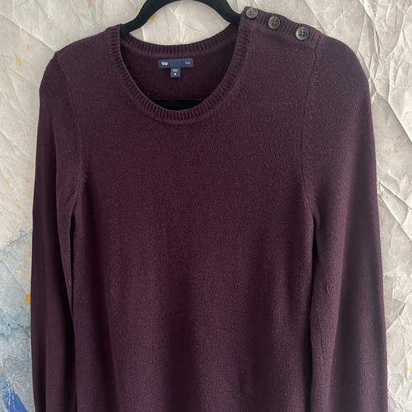 Gap Luxe Plum Sweater w/Shoulder Buttons M - Picture 3 of 11